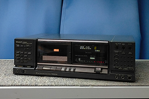 TEAC　カセットデッキ　Z-5000