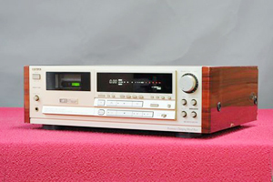 AIWA　カセットデッキ　XK S-9000